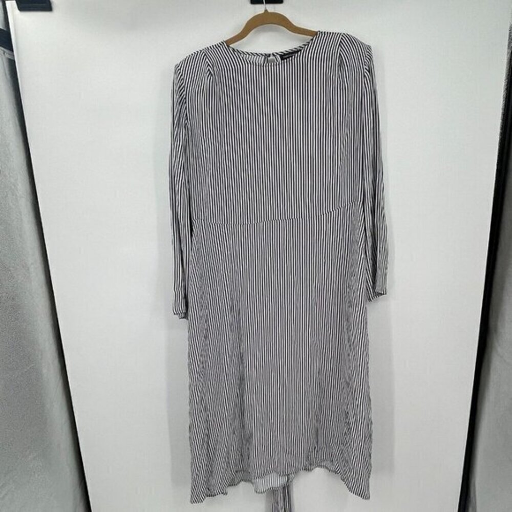 Something Navy Womens Dress Medium Striped Long Casual Two Tone White Preppy New